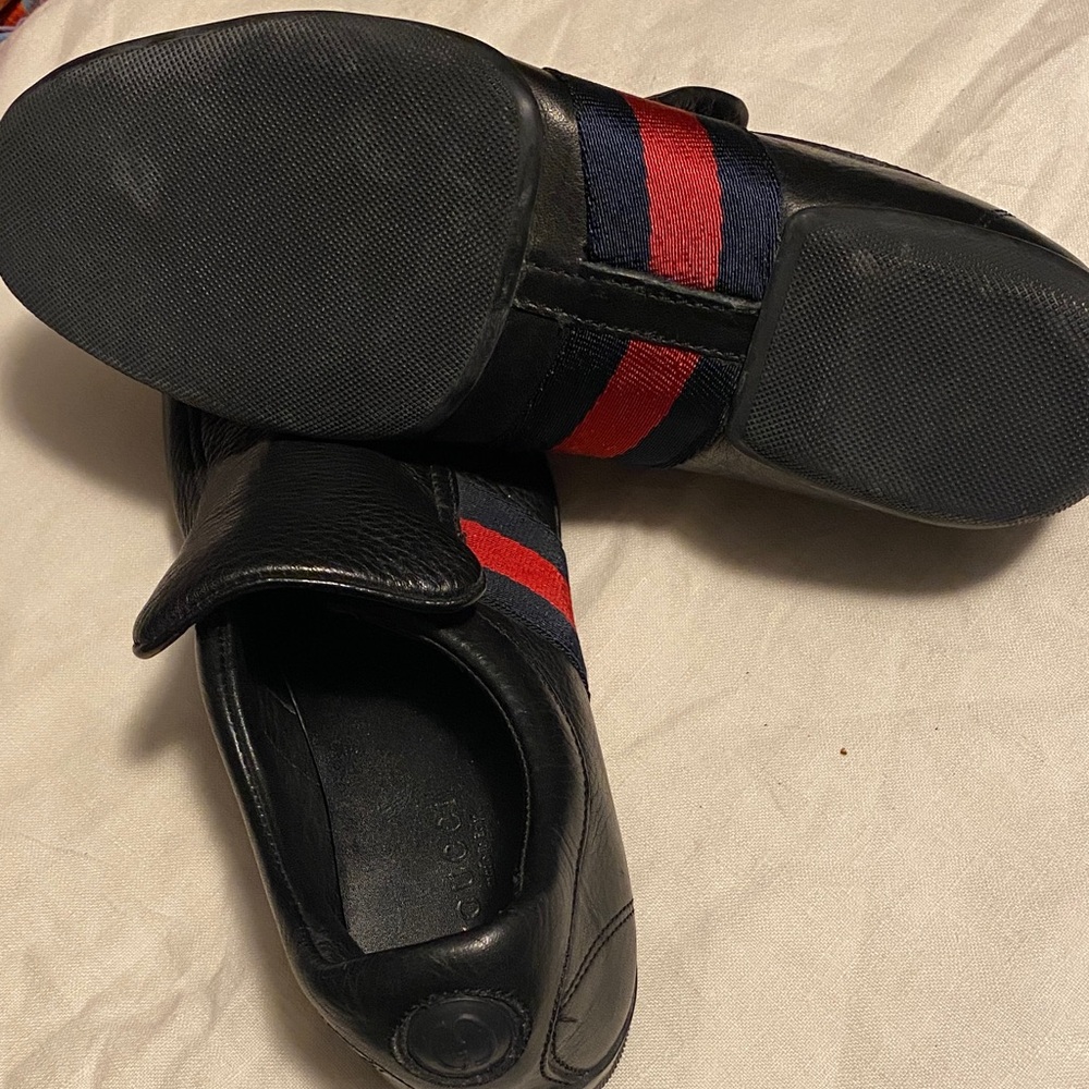 Gucci Black Leather Slip-Ons with Red and Blue Accents - Picture 5 of 7